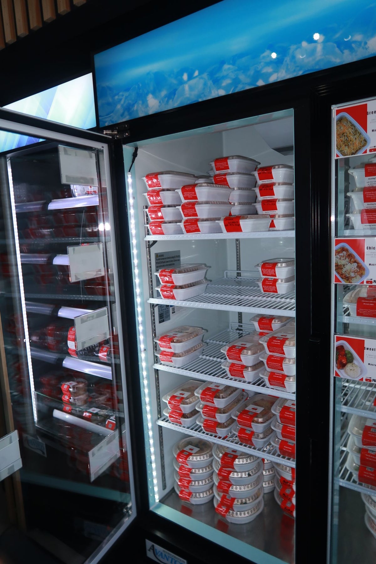 Pack Your Maxx fridges